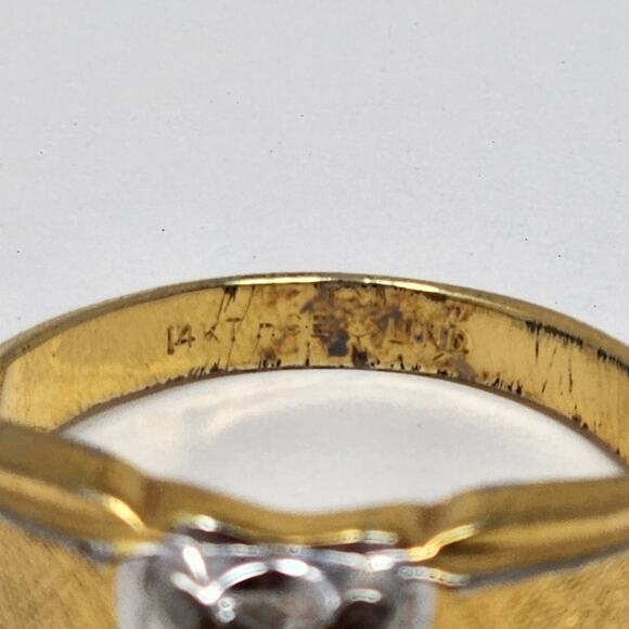 Vintage 14K Gold Size 13 Ring - Picture 3 of 8
